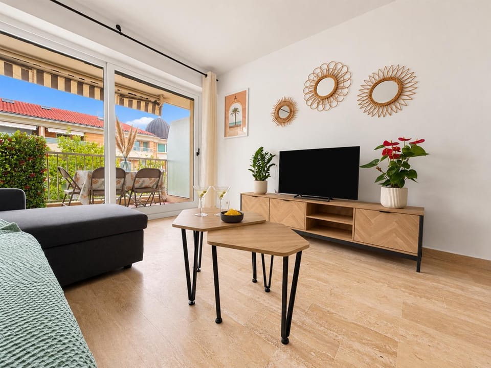Élégant T2 rénové avec balcon au centre de Cannes Apartment in Cannes