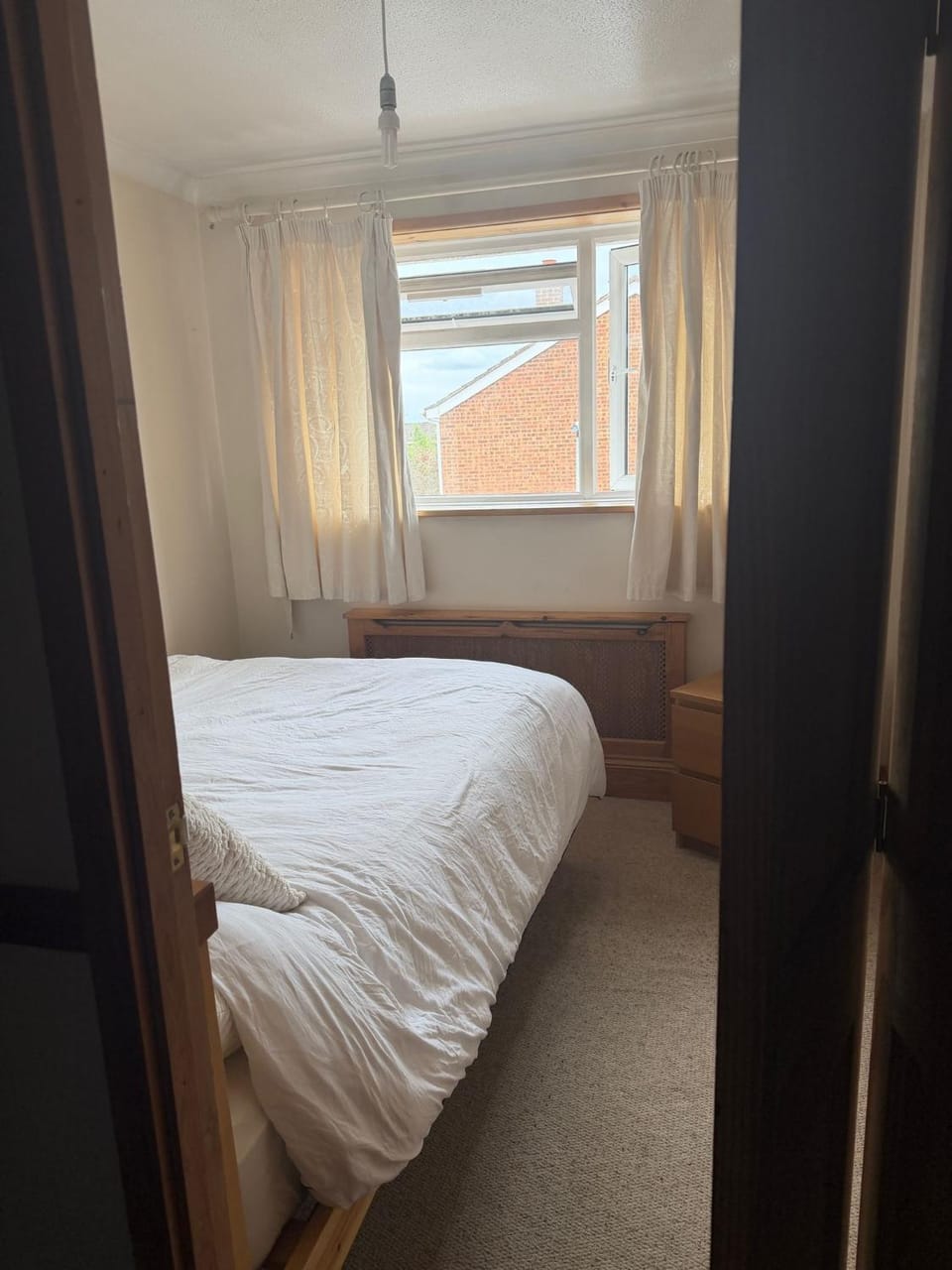 Cosy Maidenhead Rooms, Parking & Bus Route Bed and Breakfast in Maidenhead