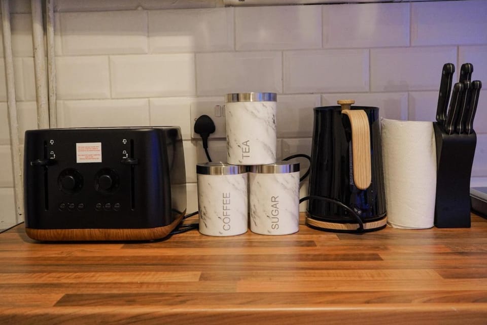 Coffee/tea facilities, Kitchen or kitchenette, toaster