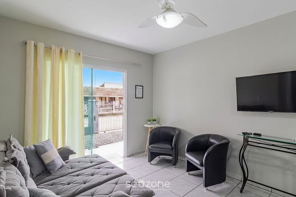 TV and multimedia, View (from property/room), Balcony/Terrace, Living room