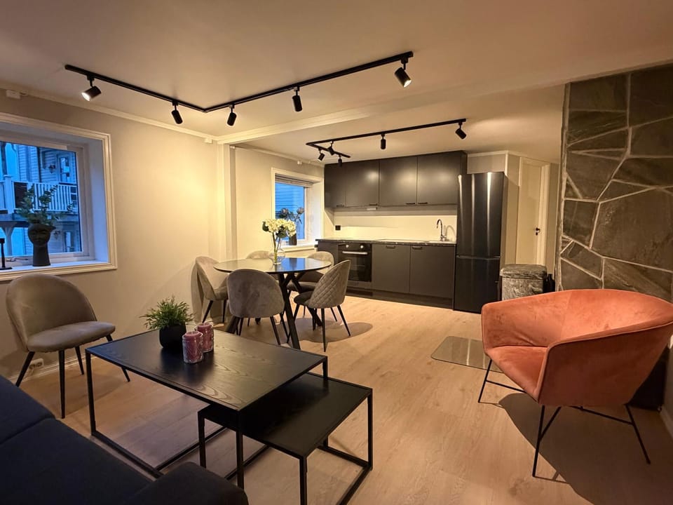 1892 by FIVE Apartment in Tromso