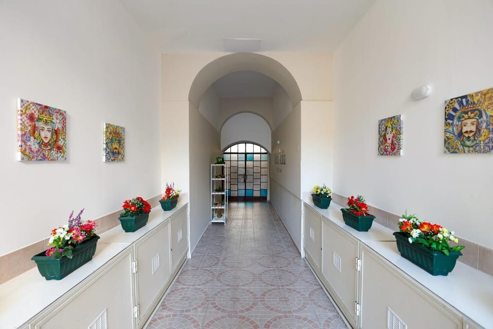 Bella Sicilia Borbon home Apartment in Palermo