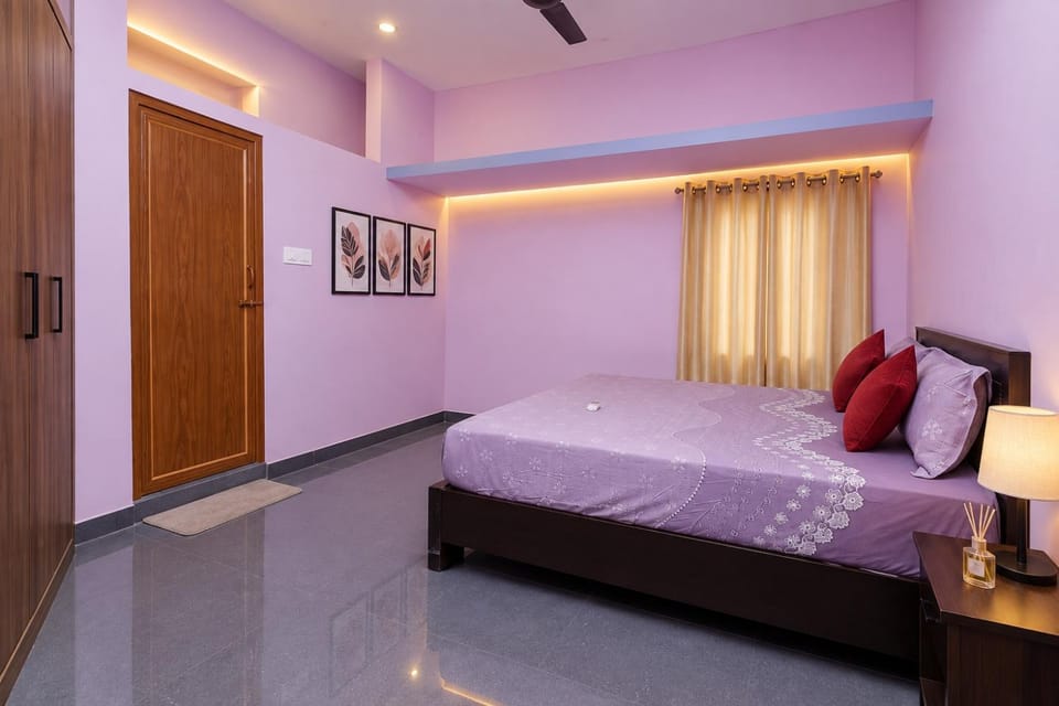 Bed, Bedroom