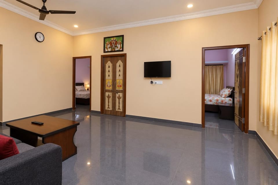 TV and multimedia, Seating area