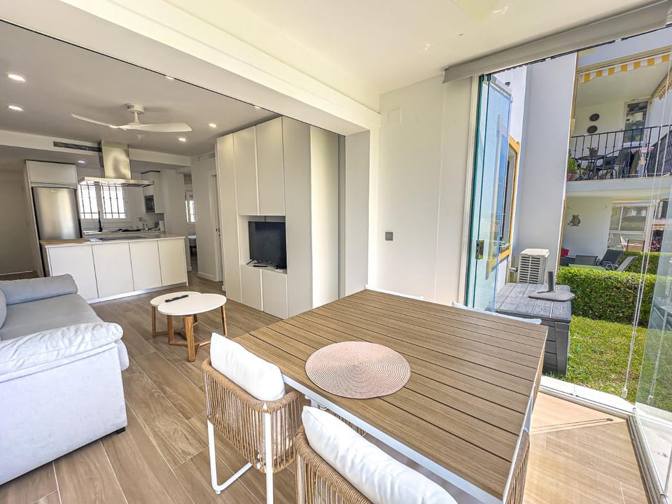 Balcony/Terrace, Dining area