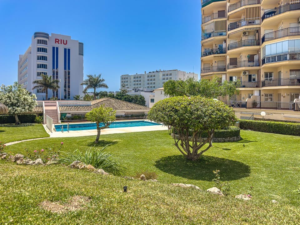 Garden, Pool view, Swimming pool, Swimming pool
