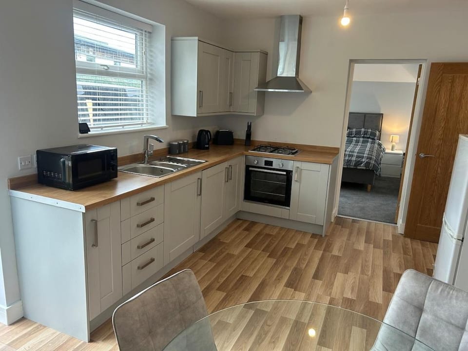 Modern 2 bed flat near North street, Ashton gate Apartment in Bristol