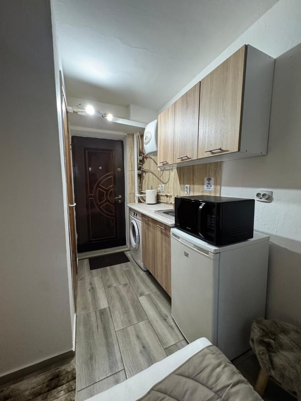 Cozy Central Studio - Self Check-In & Smart TV Apartment in Timisoara