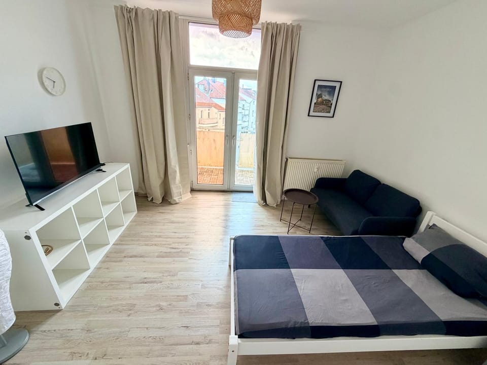 TV and multimedia, Bedroom