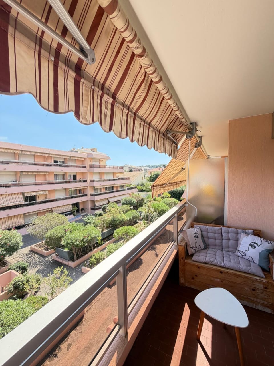 View (from property/room), Balcony/Terrace