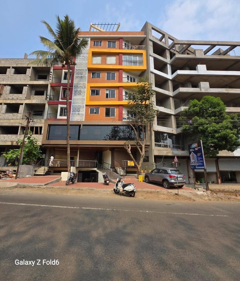 Airavat Premium Home Stay at Rajarampuri Apartment in Maharashtra