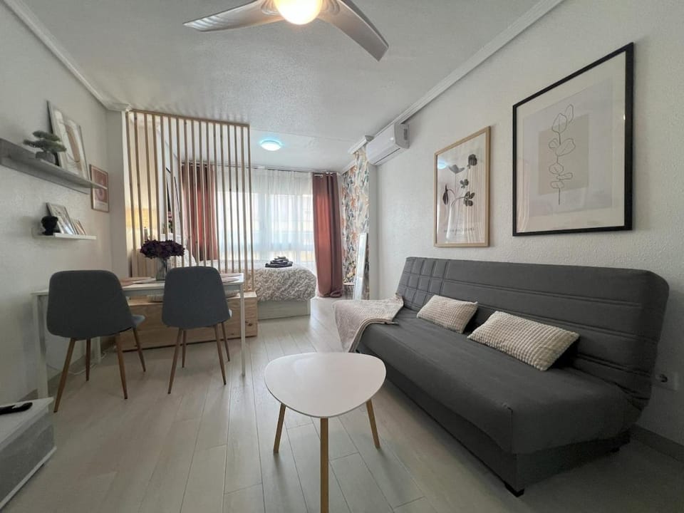 Cosy studio apartment in La Mata Apartment in Torre La Mata