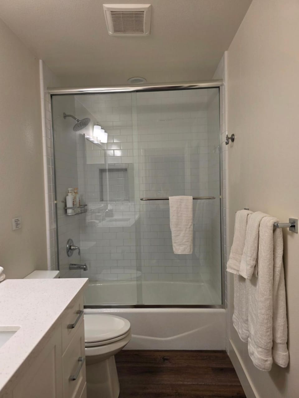 Carlsbad Room-4 in Townhome 4-min Walking to the Beach & Downtown Vacation rental in Carlsbad