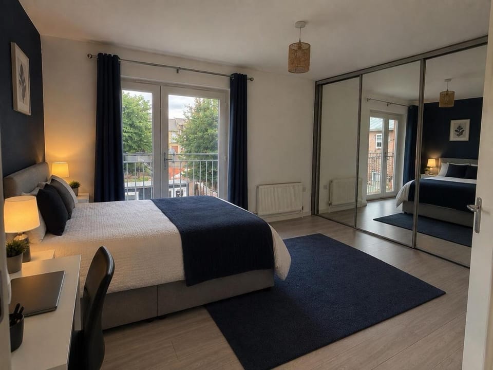 Dartford house for large groups near Bluewater House in Dartford