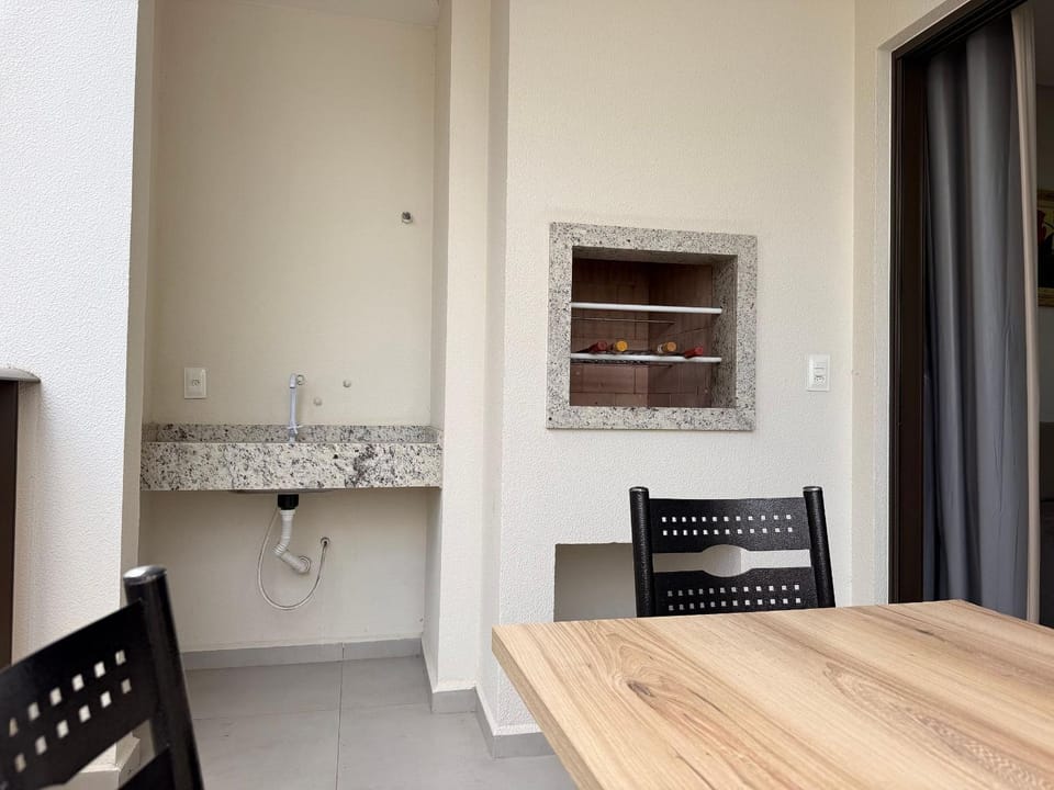 Incrivel apto na Praia de Palmas - Treviso - JQ01J Apartment in Florianopolis