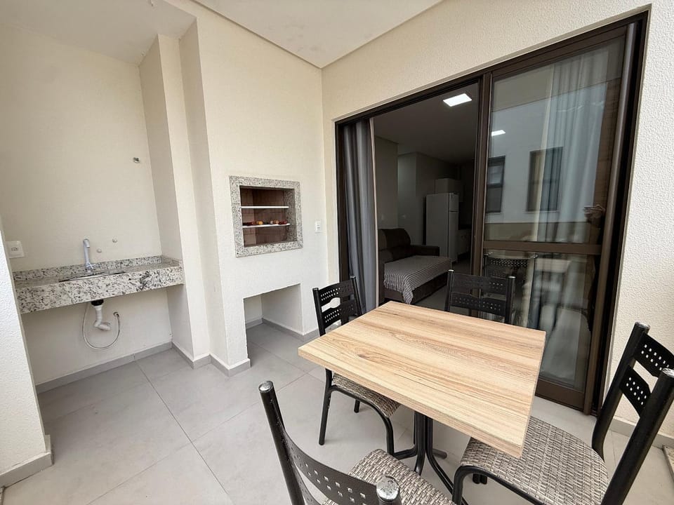 Incrivel apto na Praia de Palmas - Treviso - JQ01J Apartment in Florianopolis