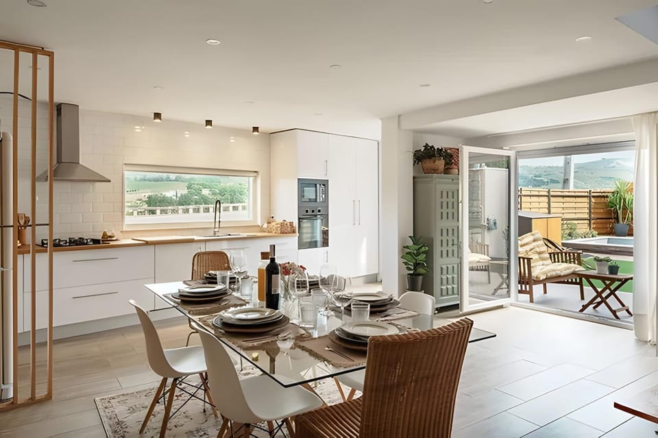 Property building, Kitchen or kitchenette, Living room