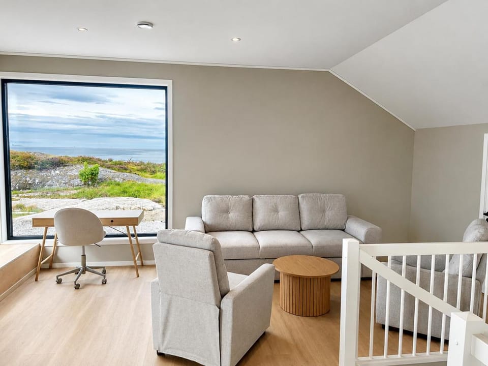 New architecturally designed atrium house with stunning view Villa in Trondelag