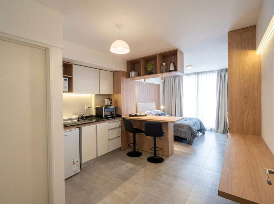 Bed, Kitchen or kitchenette, Photo of the whole room, Dining area, Bedroom, hair dresser, minibar, oven, pet friendly, stove, toaster