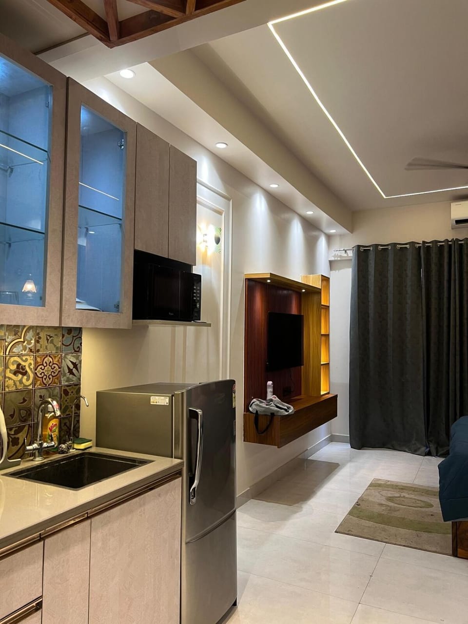 omstay noida Apartment in Noida