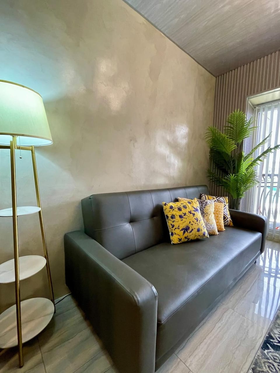 Condo in Paranaque Pasay Spacious and Luxurious Apartment hotel in Pasay