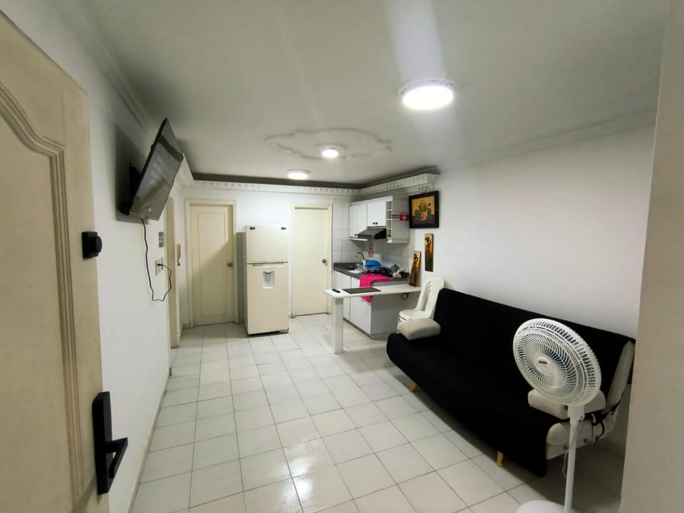 TV and multimedia, Kitchen or kitchenette, Living room