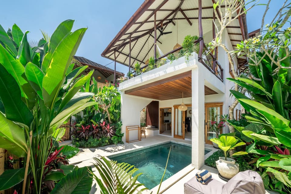Entire Jepun Garden Pool and Terrace Villa Bed and Breakfast in Bali