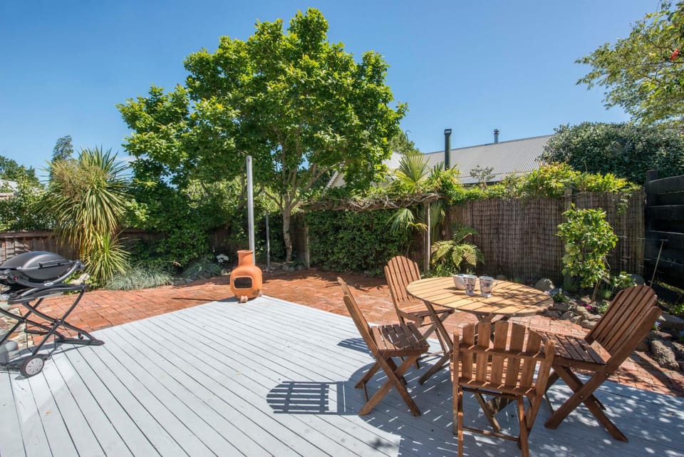 Patio, Garden