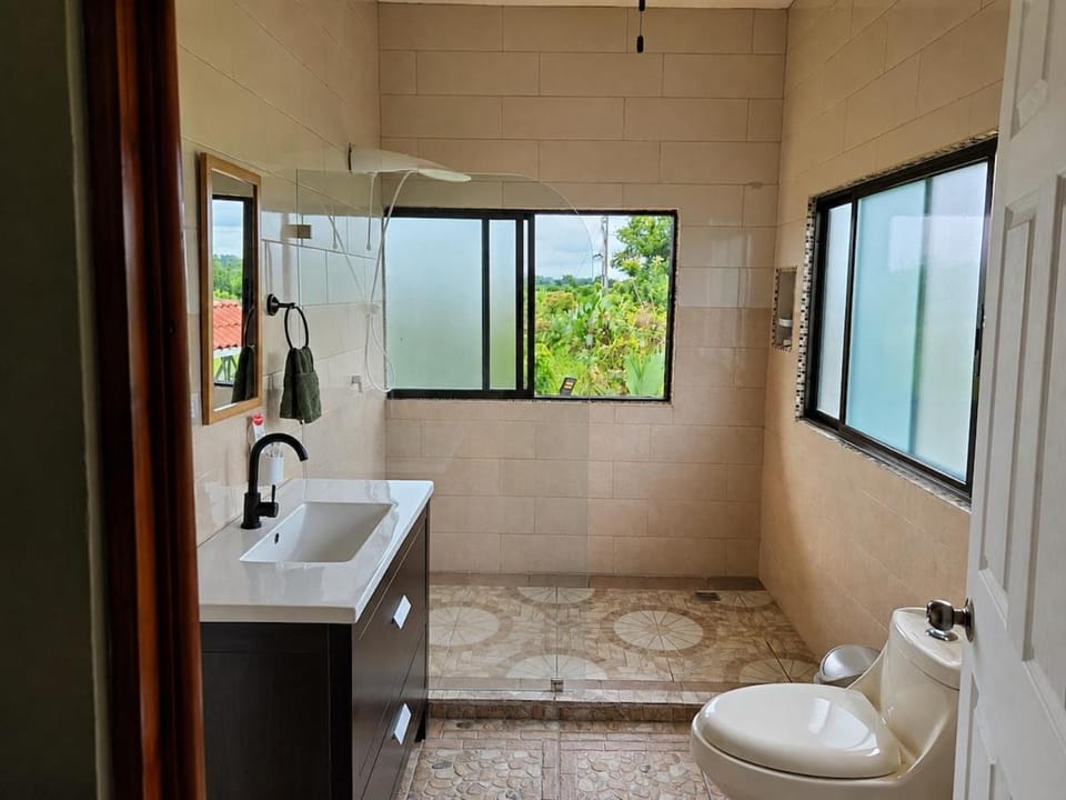Villa Arenal - Waterfall Pool Volcano View BBQ Villa in Alajuela Province