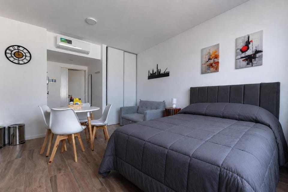 Bed, Living room, Photo of the whole room, Bedroom