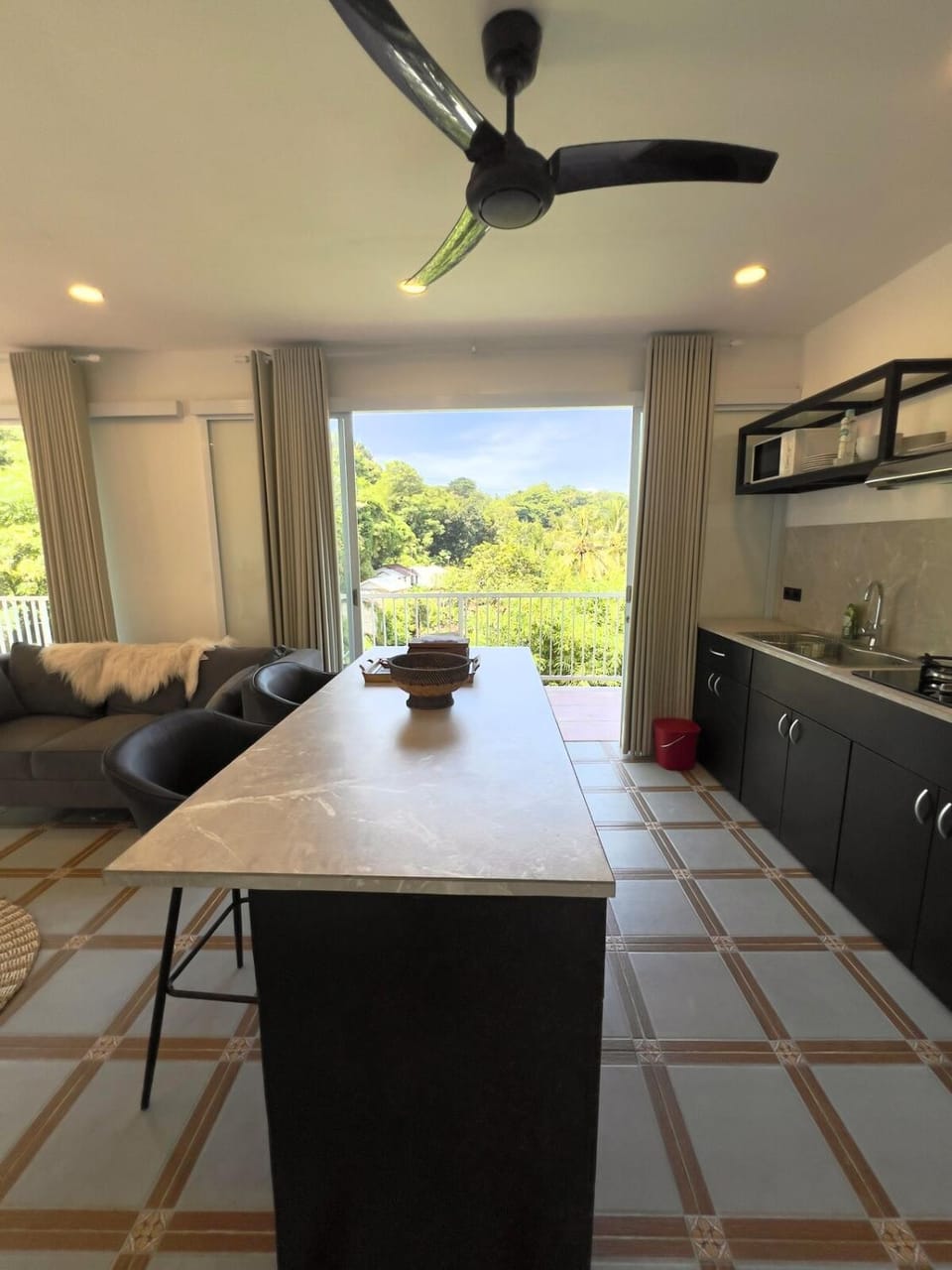 Duduk Views 3BR Plunge Pool Tropical Villa Villa in Batu Layar