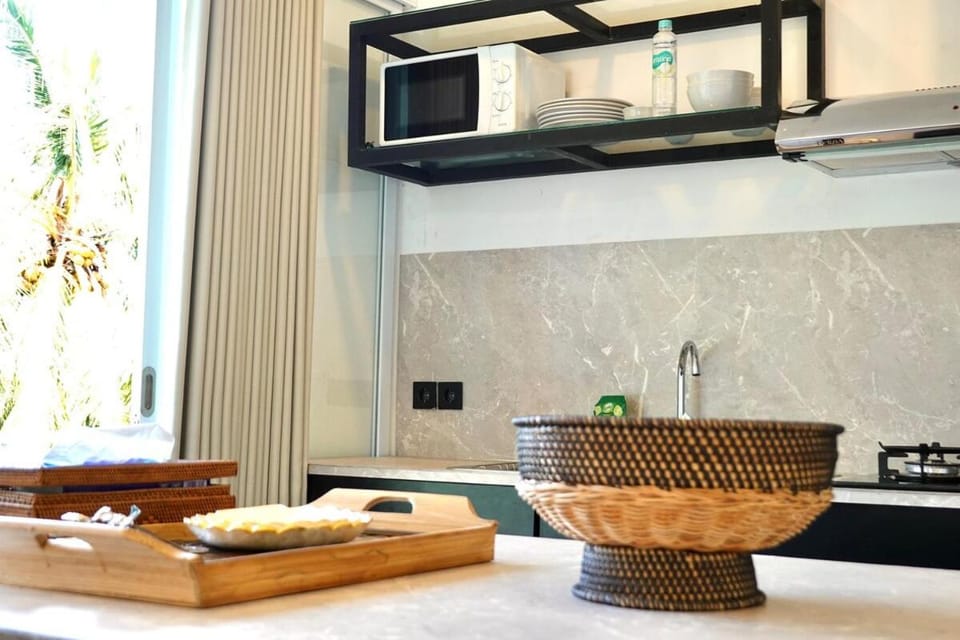 Duduk Views 3BR Plunge Pool Tropical Villa Villa in Batu Layar