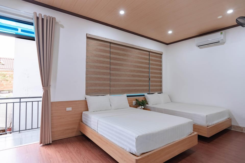 Bed, Bedroom, air conditioner