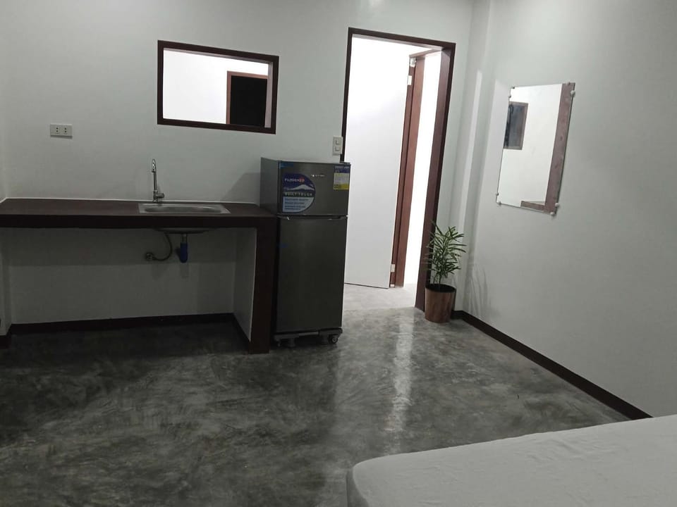 Kitchen or kitchenette, Photo of the whole room, Bedroom