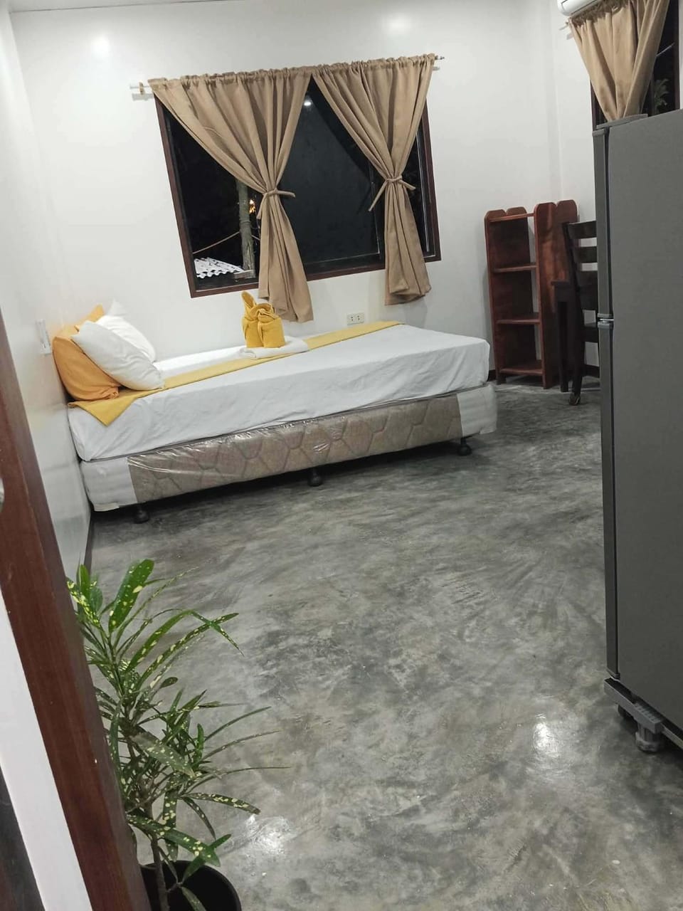 Bed, Photo of the whole room, Bedroom, wardrobe