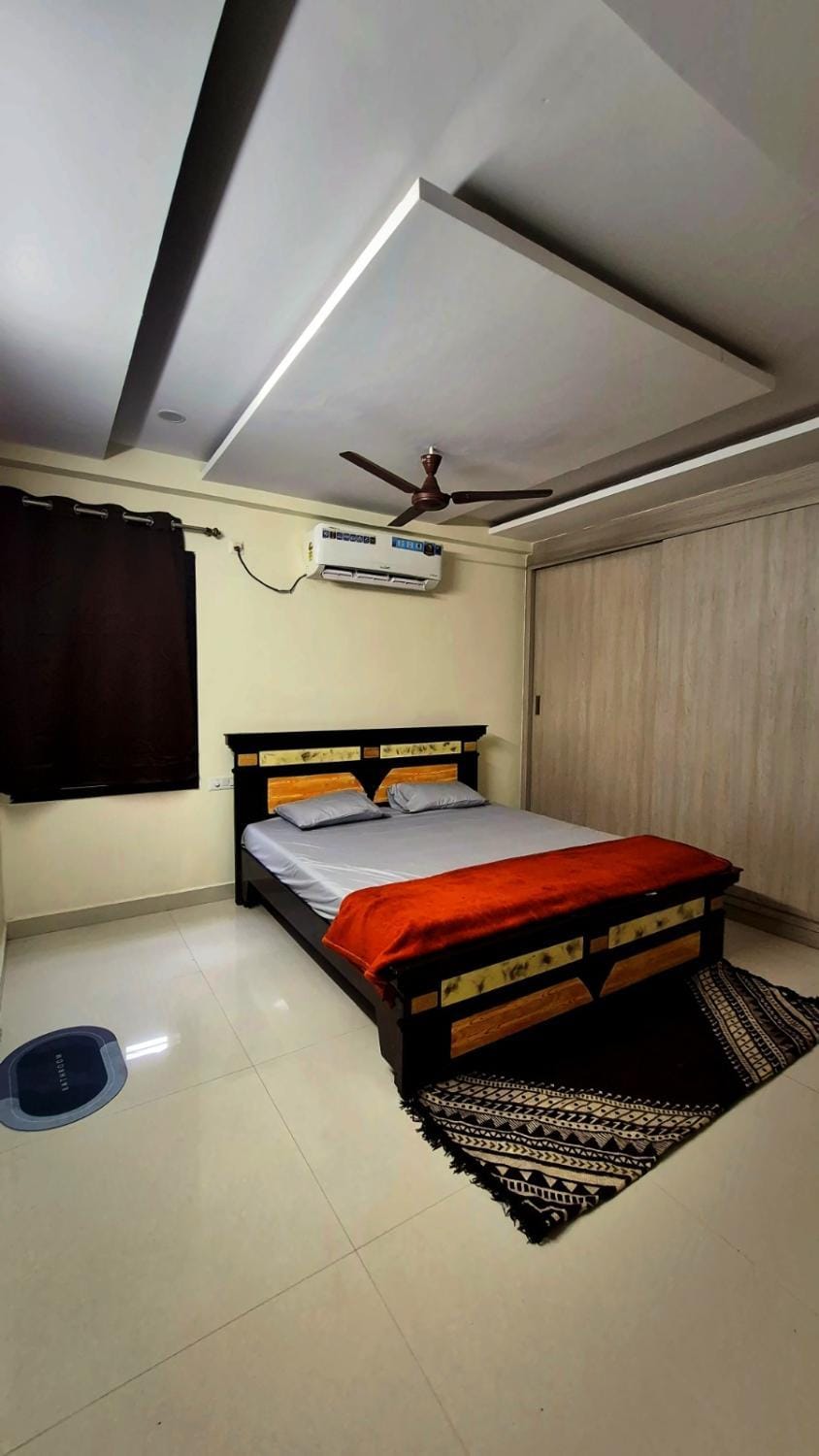 Coastal Home - 3 BHK - 1km to Sagar Nagar Shore Apartment in Visakhapatnam