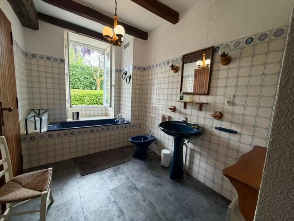 Maison familiale avec Piscine et Grand jardin House in Pays de la Loire