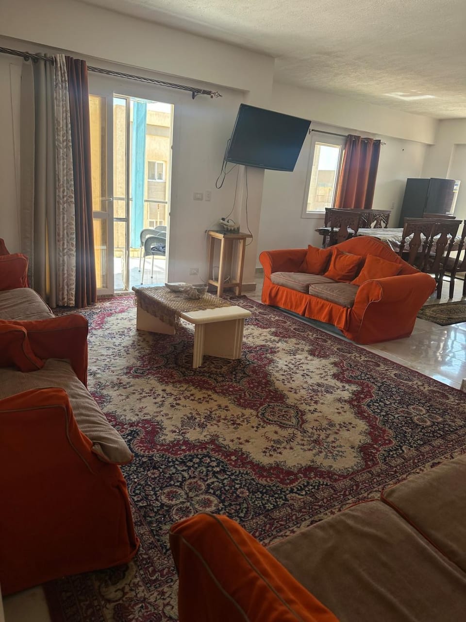 TV and multimedia, Living room, Seating area