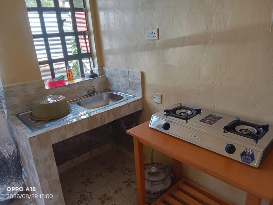 Cosy Valley Air B&B Bed and Breakfast in Kenya