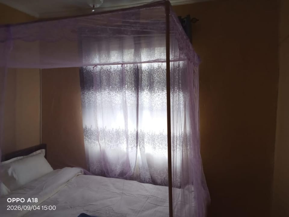 Cosy Valley Air B&B Bed and Breakfast in Kenya