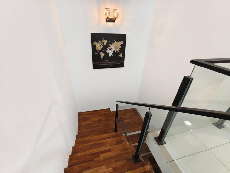 Cozy Sungai Long Homestay 5 Mins to Monkey Canopy Apartment in Hulu Langat