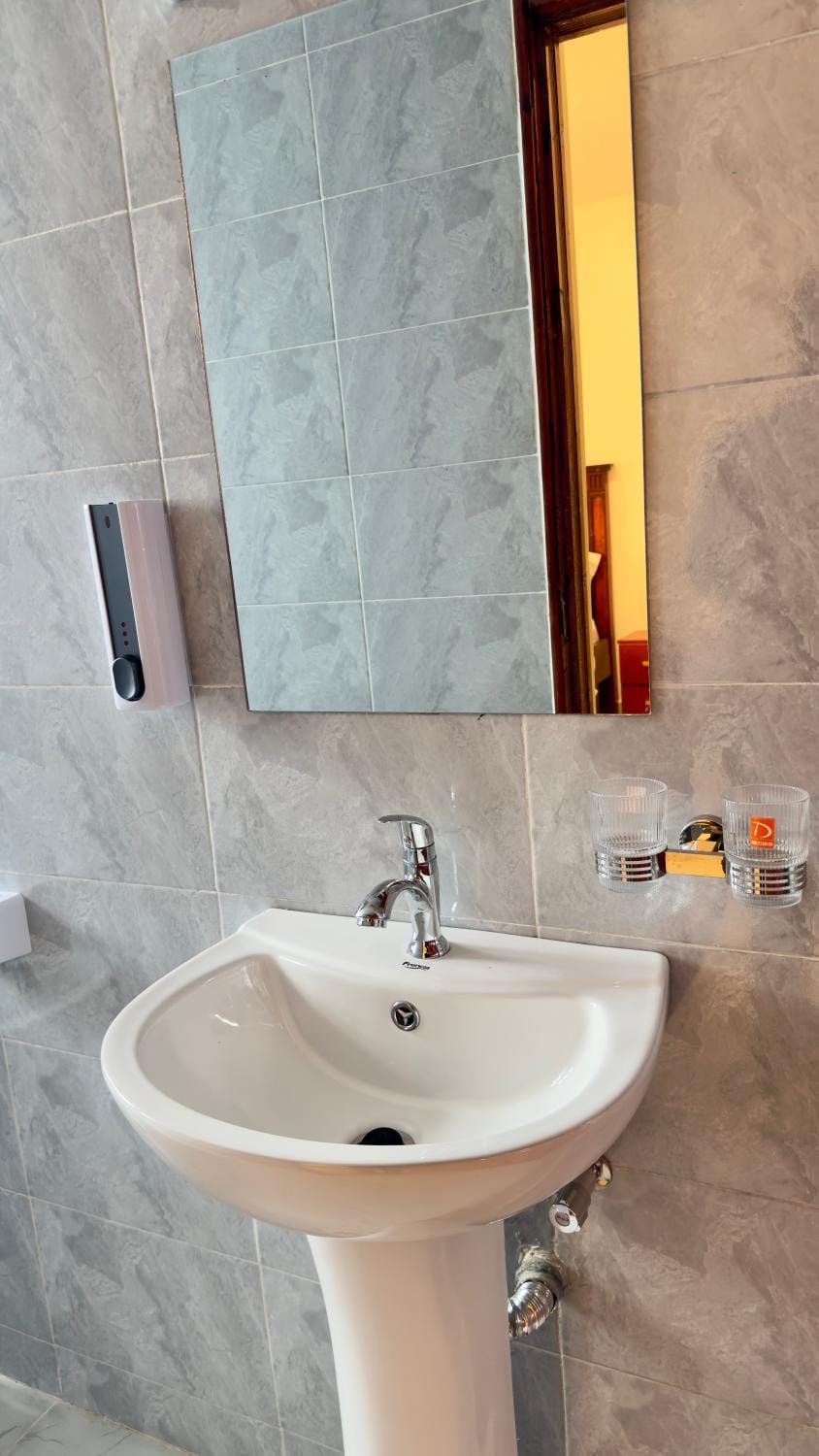 Epic Suites Spacious 2BR Fedha Near Airport Apartment in Nairobi County