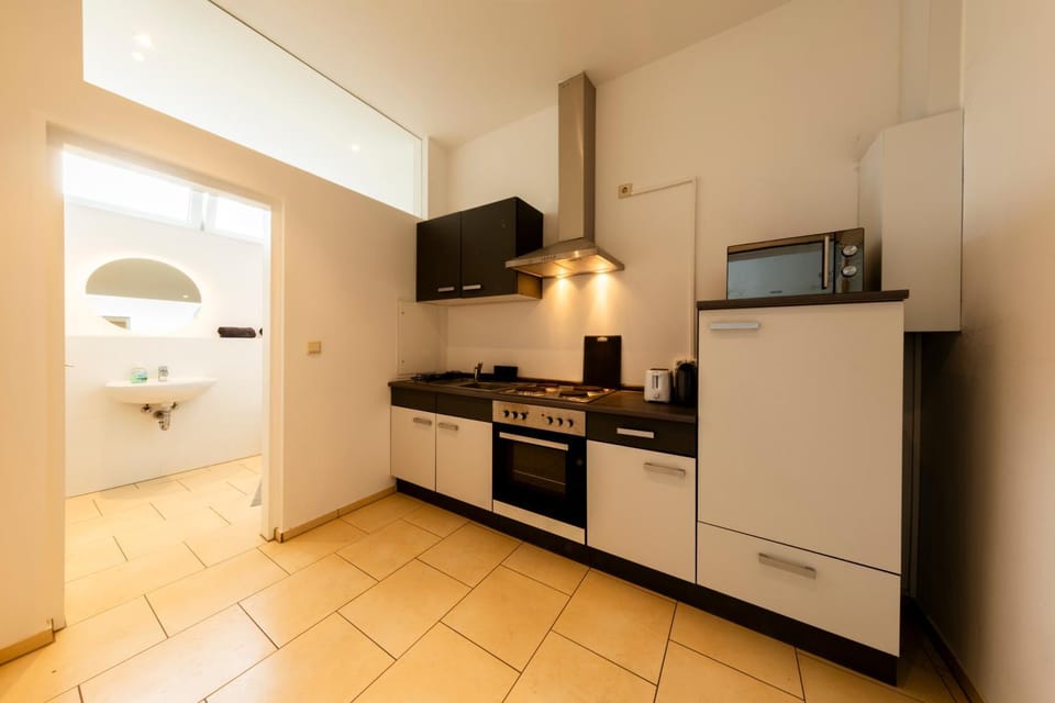 Luxury Retreat with Private Massage Chair Apartment in Berlin