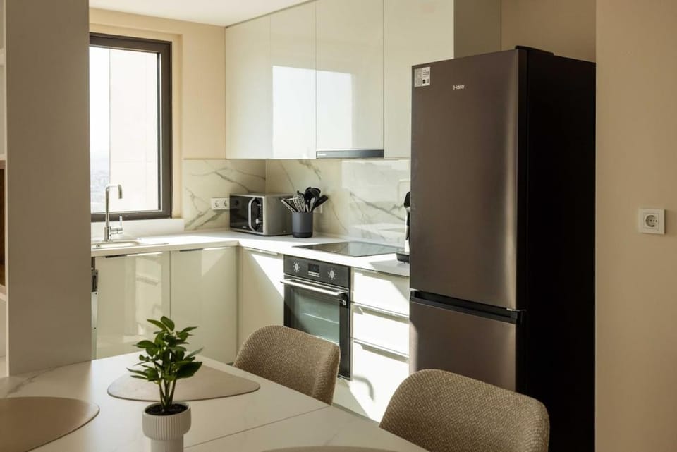 Coffee/tea facilities, Kitchen or kitchenette, Dining area, dishwasher, minibar, oven, pet friendly, stove, toaster