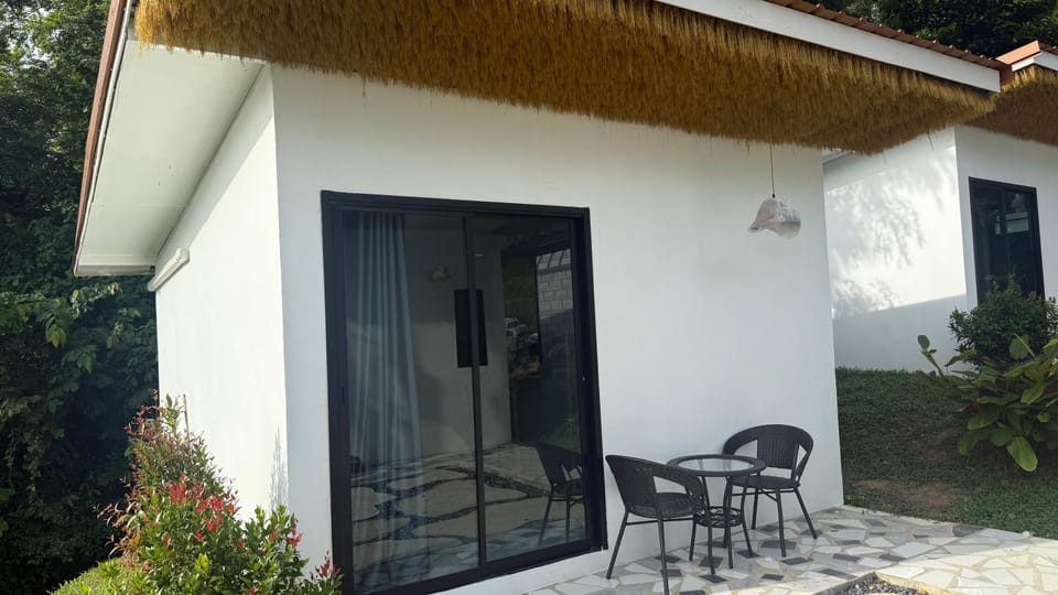 The Vibe at Longbeach Bed and Breakfast in Sala Dan