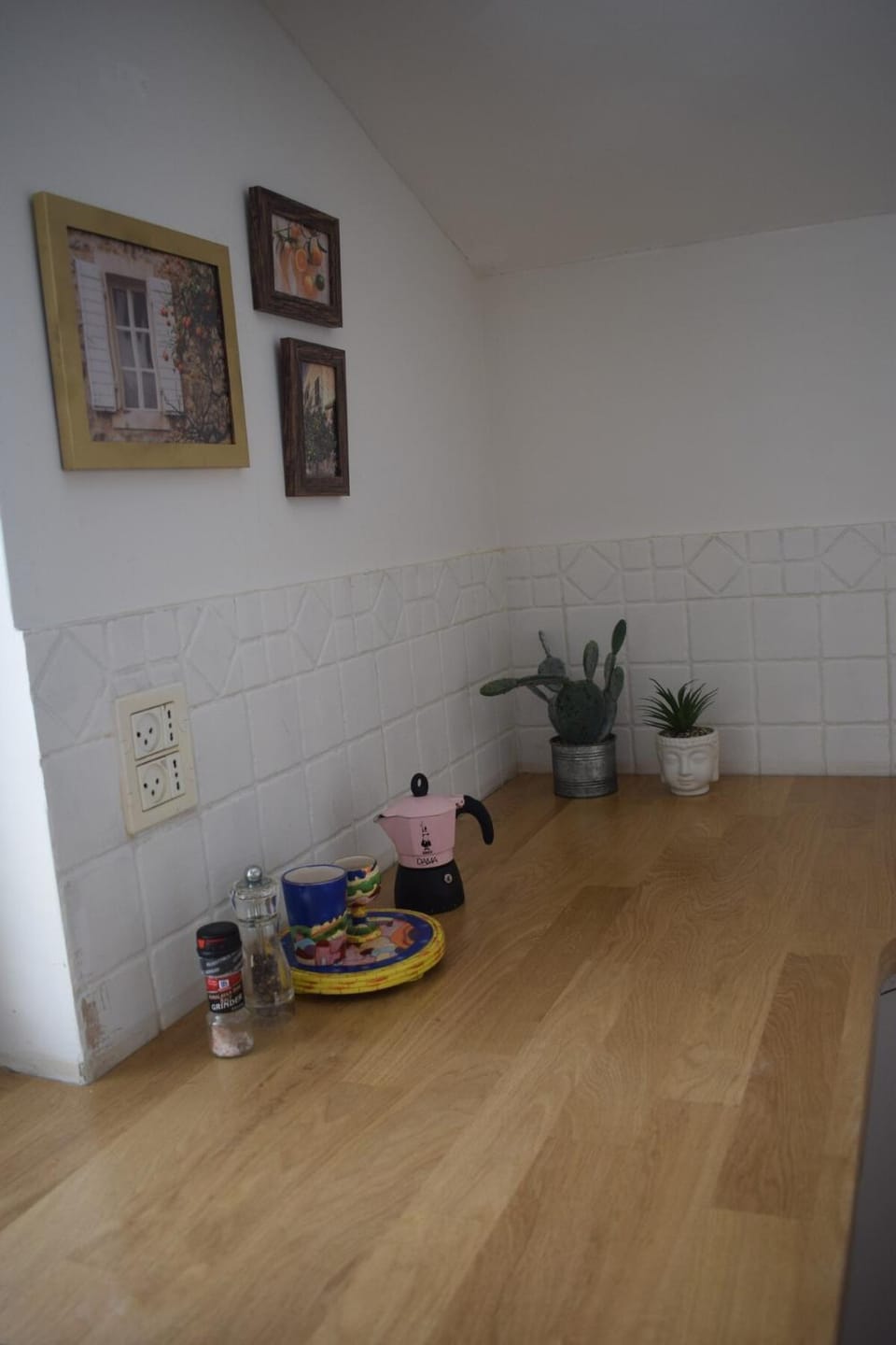 Vacation unit in the Valley Apartment in Haifa District
