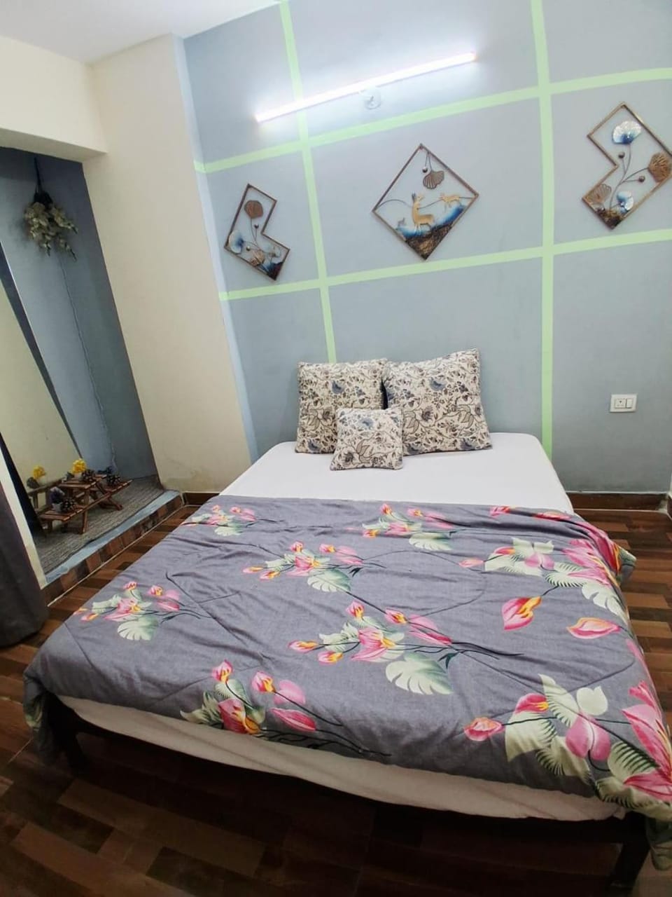 Grey Homes Apartment in Uttar Pradesh