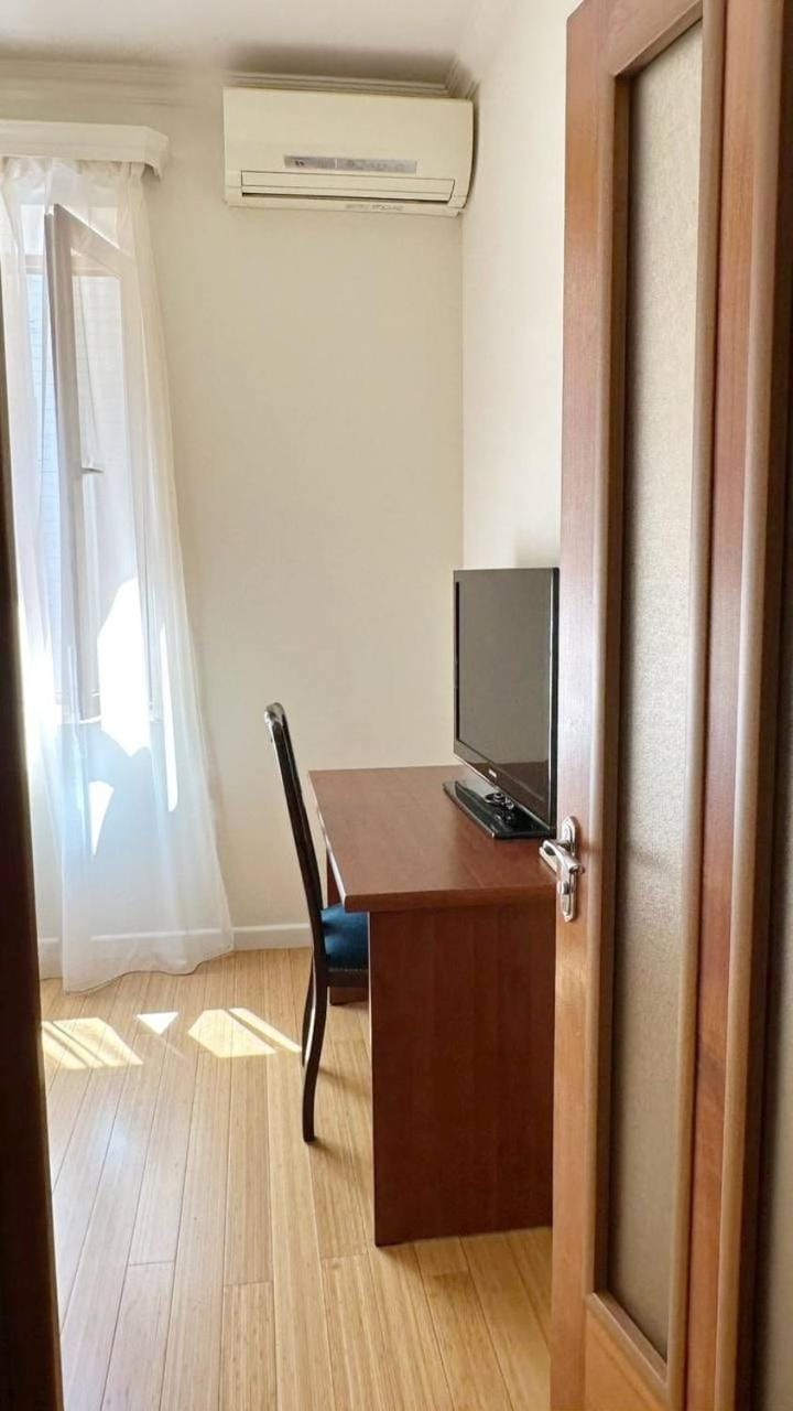 Republic Square Grand Residence Apartment in Yerevan