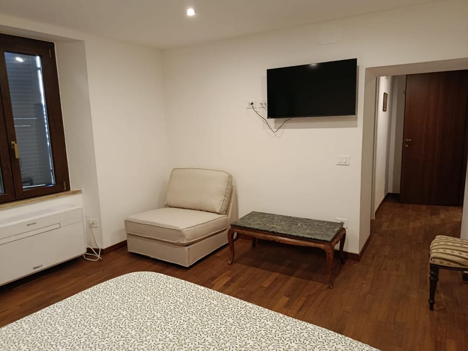 TV and multimedia, Bedroom