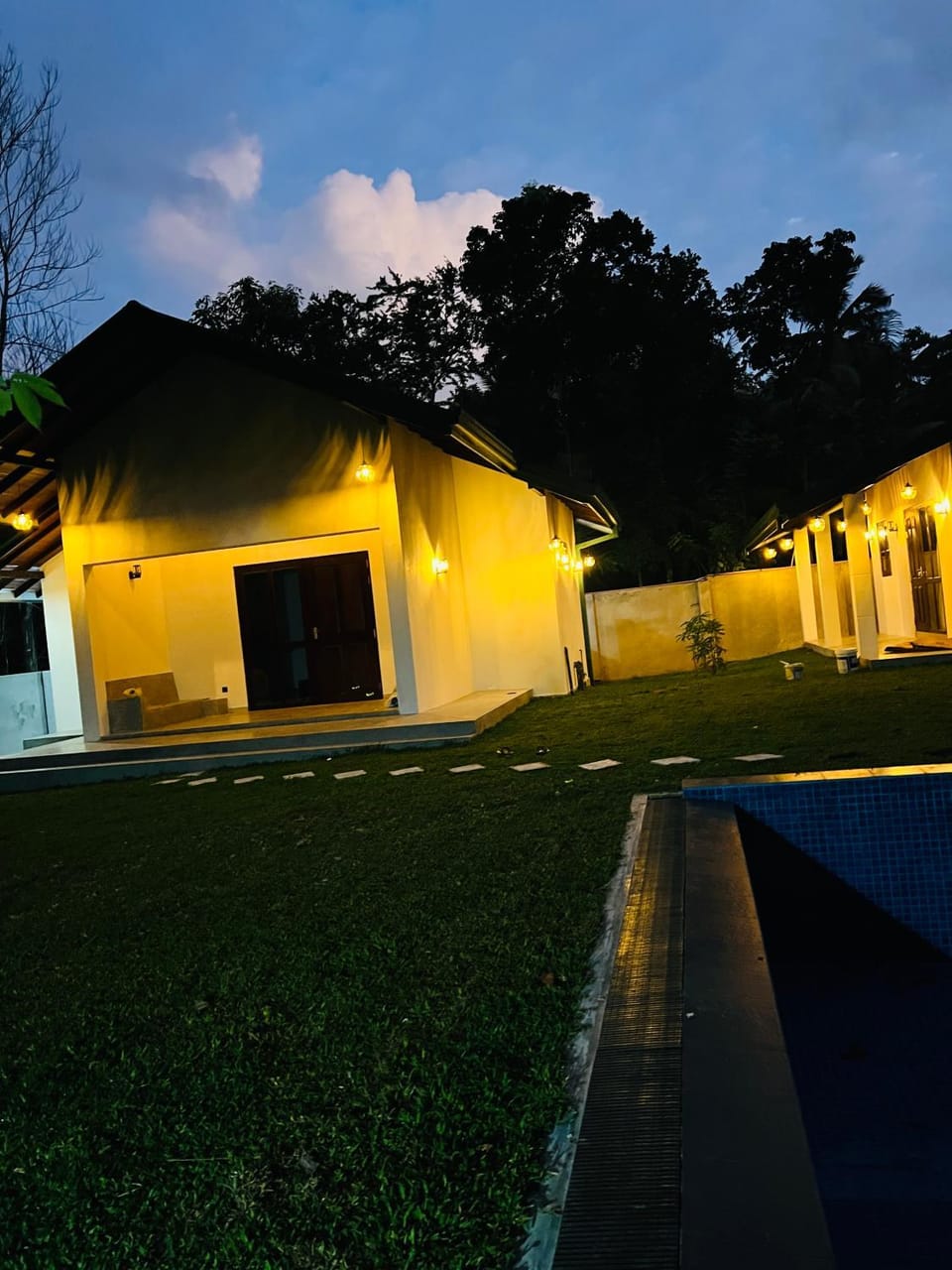 Tree shade villas Bed and Breakfast in Southern Province
